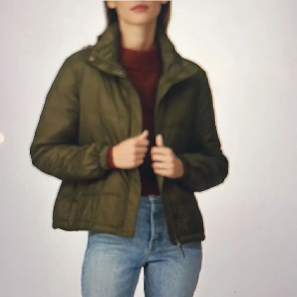 Madewell Travel Buddy Packable Puffer - Picture 3 of 6